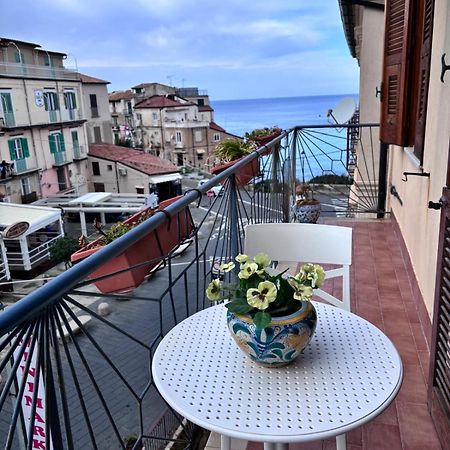 Il Borgo Hotel Тропеа Екстериор снимка