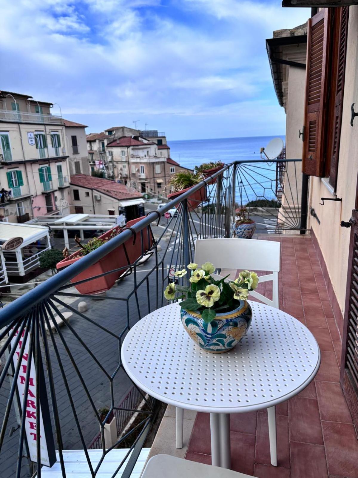 Il Borgo Hotel Тропеа Екстериор снимка